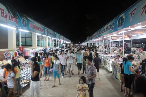 Khu chợ đêm nổi tiếng tại Hạ Long