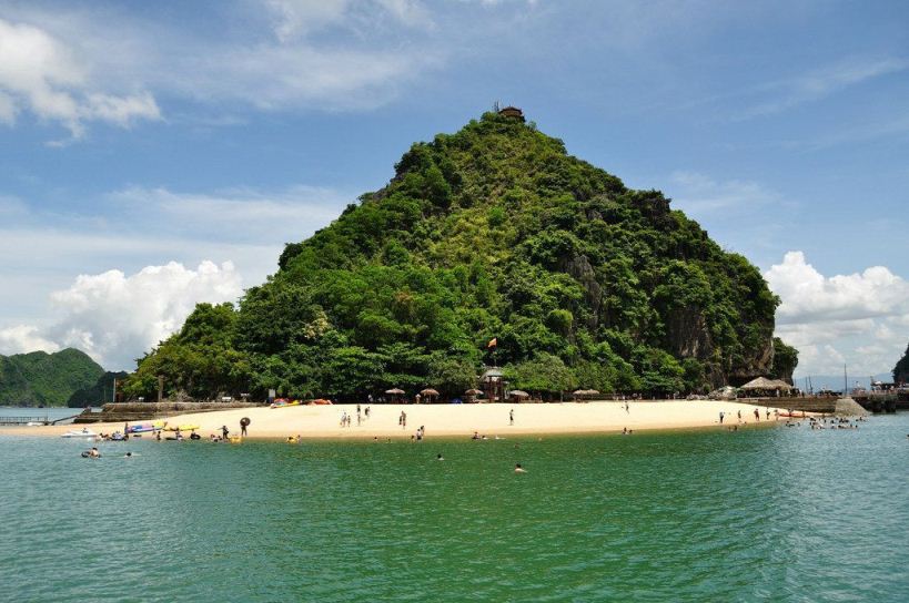 Bãi tắm Titop